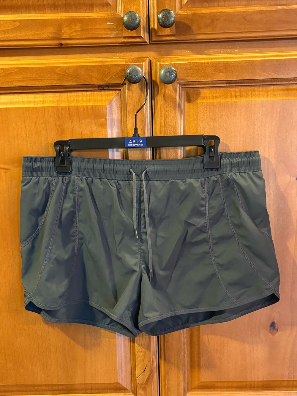 Athleta Run With It Performance Running Shorts Gray Size M